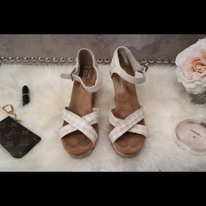 Toms Wedge Sandal